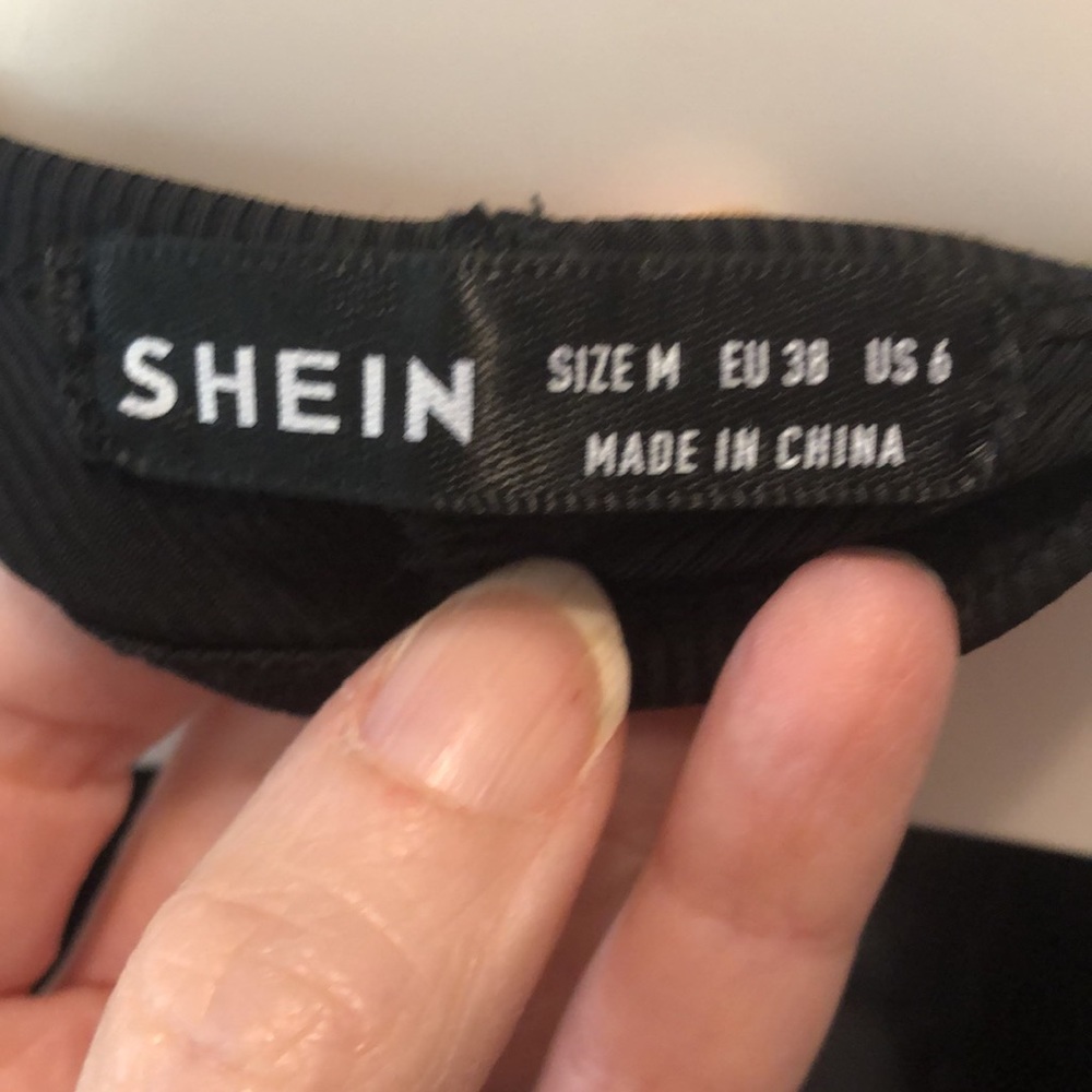 Shein 🥳HP🥳Wrap around Shirt - Picture 4 of 4